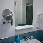 La Rosatea 3* مونريالي