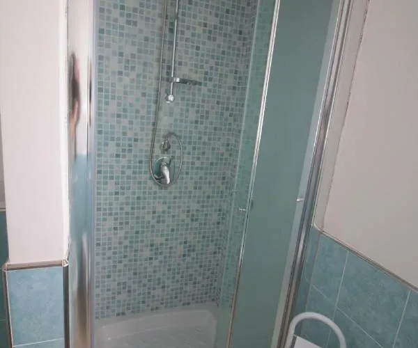 La Rosatea 招待所 蒙雷亚莱